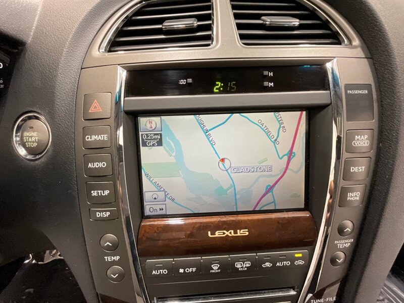 2010 Lexus ES 350 Luxury Sedan / V6 / 1-OWNER / 104,000 MILES  / Navigation & Backup Camera - Photo 41 - Gladstone, OR 97027