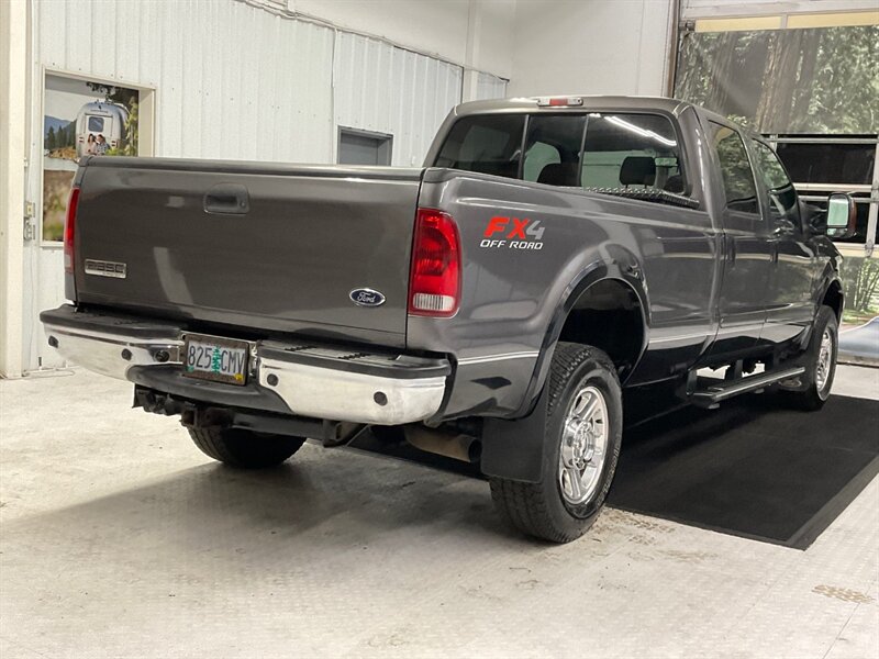 2006 Ford F-350 Lariat Crew Cab 4X4 / 6.0L DIESEL / FX4 / 1-OWNER  / FX4 OFF RD PKG / Leather & Heated Seats / Sunroof / 1-OWNER LOCAL TRUCK / RUST FREE / LONG BED - Photo 8 - Gladstone, OR 97027