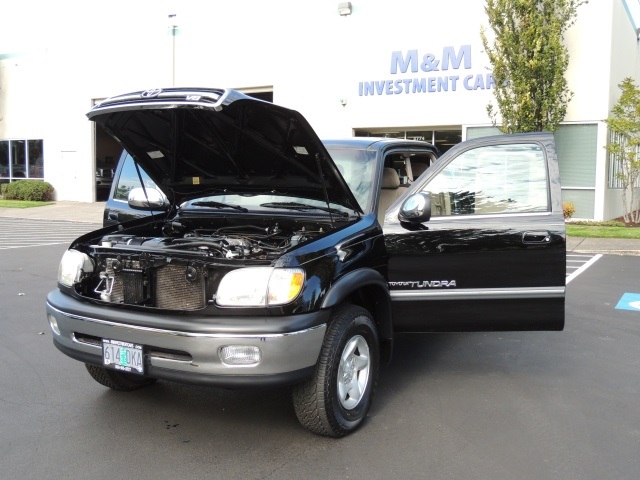 2000 Toyota Tundra SR5 Acces Cab / 4X4 / 4.7L V8 / TRD Off-Road Pkg   - Photo 9 - Portland, OR 97217