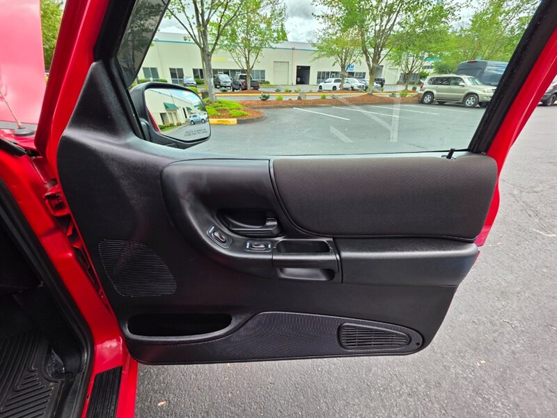 2005 Ford Ranger FX4 Level II 4-Door V6 Leather Canopy Rear Seats / 4.0L / OREGON TRUCK / Excellent Condition - Photo 34 - Portland, OR 97217