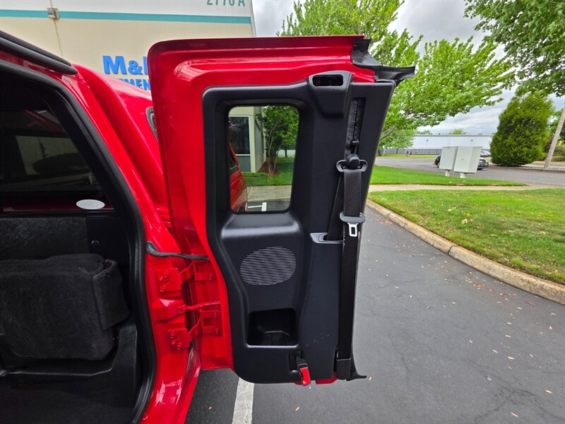 2005 Ford Ranger FX4 Level II 4-Door V6 Leather Canopy Rear Seats / 4.0L / OREGON TRUCK / Excellent Condition - Photo 36 - Portland, OR 97217
