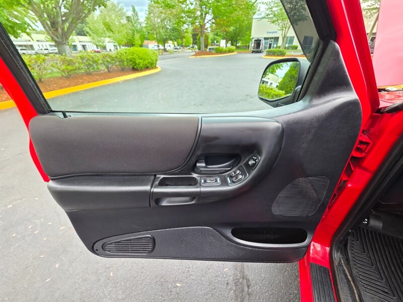 2005 Ford Ranger FX4 Level II 4-Door V6 Leather Canopy Rear Seats / 4.0L / OREGON TRUCK / Excellent Condition - Photo 33 - Portland, OR 97217