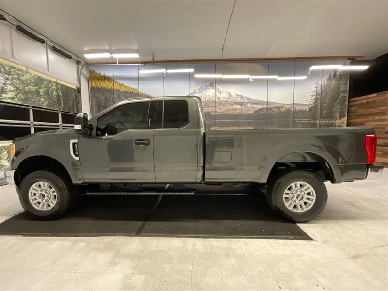 2017 Ford F-250 XLT SuperCab 4X4 / 6.2L V8 / LONG BED / 88K MILES  / Backup Camera / Towing Package / LOCAL RUST FREE - Photo 3 - Gladstone, OR 97027