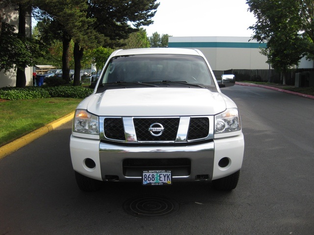 2005 Nissan Titan SE 4X4 King Cab 4-Door / V8 / White / Mint !!   - Photo 2 - Portland, OR 97217