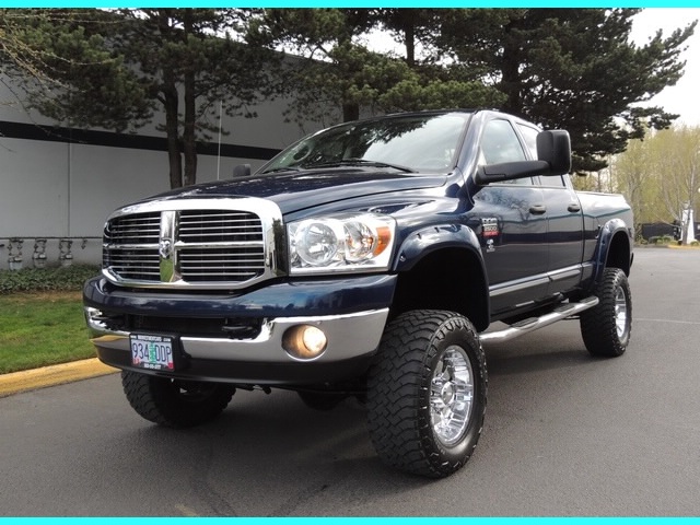 2007 Dodge Ram 2500 SLT/4WD/5.9L DIESEL/High output /1-Owner/60k miles