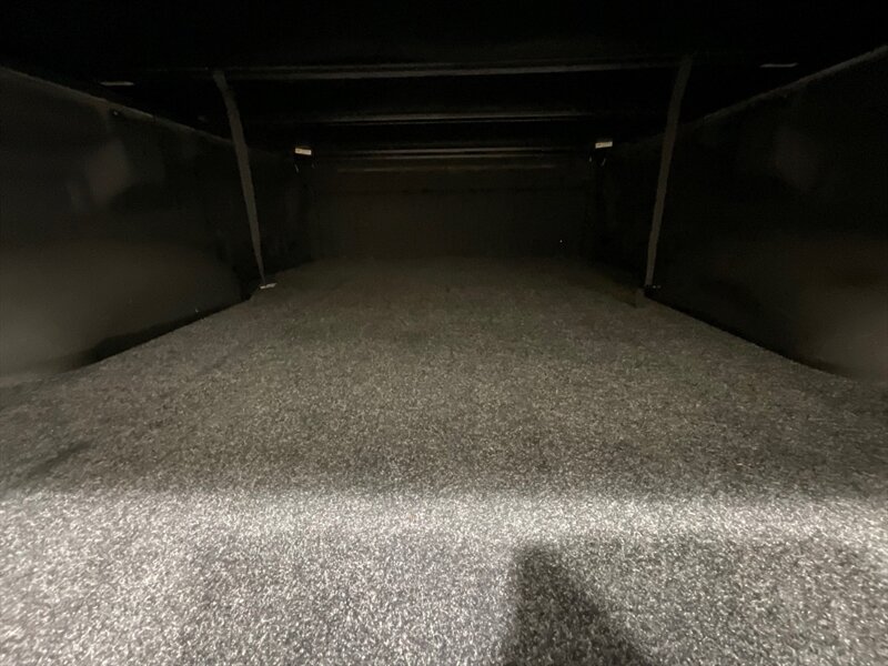 2007 Toyota Tundra SR5 Regular Cab / 4.7L V8 / LONG BED / ZERO RUST / LOCAL OREGON TRUCK / CUSTOM FRONT BUMPER with WINCH - Photo 11 - Gladstone, OR 97027