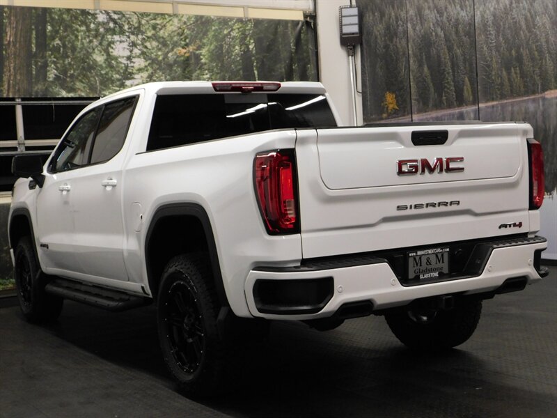 2020 GMC Sierra 1500 AT4 Crew Cab 4X4 / DURAMAX DIESEL /  LIFTED   - Photo 7 - Gladstone, OR 97027