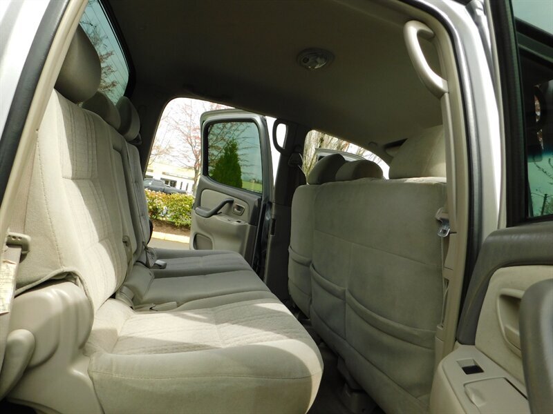 2006 Toyota Tundra SR5 Double Cab 4-Door  2WD / LOW MILES / LIFTED   - Photo 12 - Portland, OR 97217