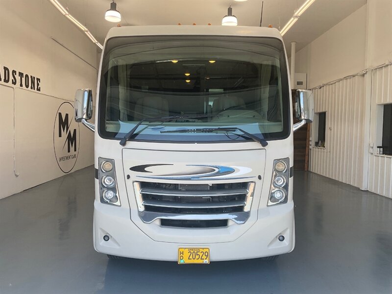 2017 Thor Vegas 25.2 LIKE NEW ONLY 16,000 MILES  Model M36941 - Photo 5 - Gladstone, OR 97027