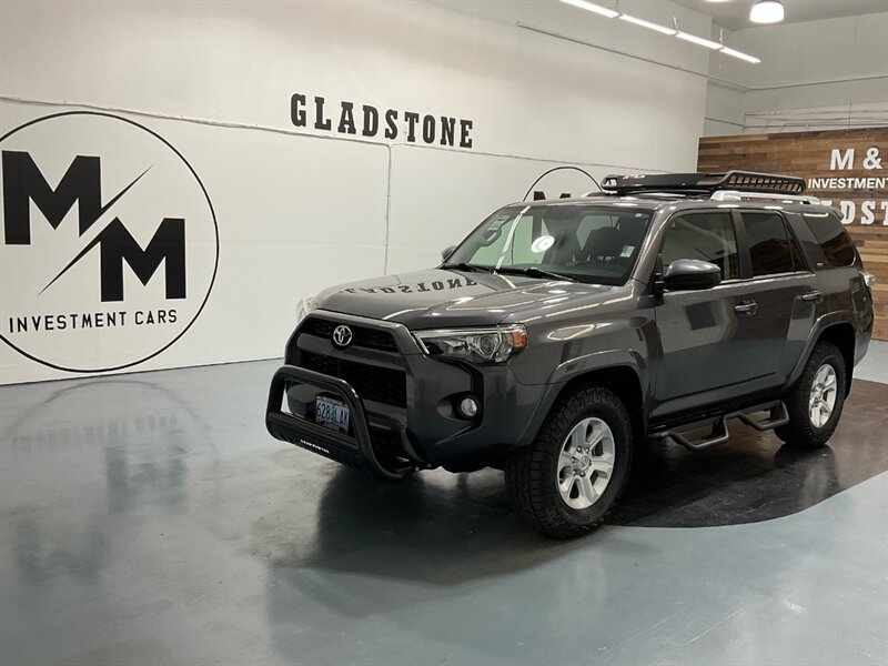 2018 Toyota 4Runner SR5 4X4 / V6 / THIRD ROW SEAT / 39K MILES  / 1-OWNER LOCAL - Photo 5 - Gladstone, OR 97027