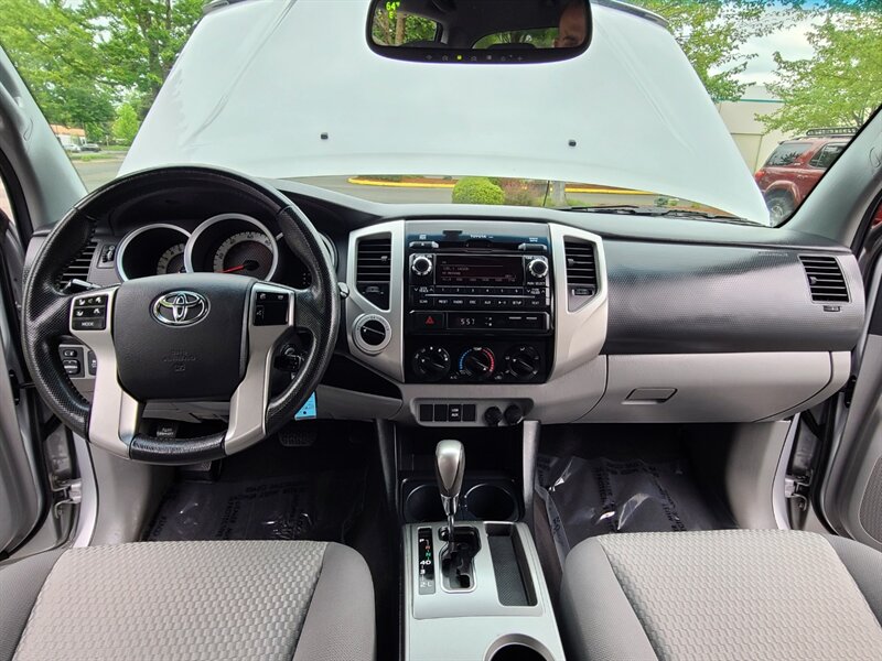 2012 Toyota Tacoma V6  / Local Oregon Truck / No Rust / Mint Condition / Super LOW Miles - Photo 17 - Portland, OR 97217