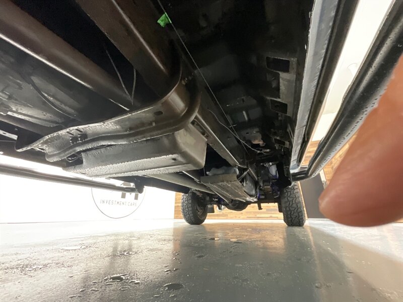 2001 Ford F-250 XLT Super Cab 4X4 / 7.3L DIESEL / 6-SPEED MANUAL / LONG BED / BRAND NEW TIRES / LOCAL TRUCK w. ZERO RUST - Photo 51 - Gladstone, OR 97027