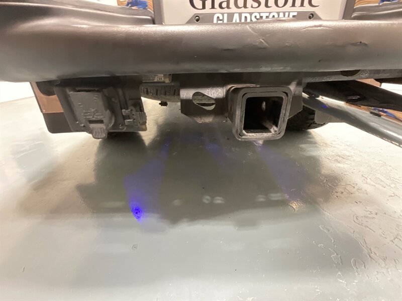 2001 Ford F-250 XLT Super Cab 4X4 / 7.3L DIESEL / 6-SPEED MANUAL / LONG BED / BRAND NEW TIRES / LOCAL TRUCK w. ZERO RUST - Photo 40 - Gladstone, OR 97027