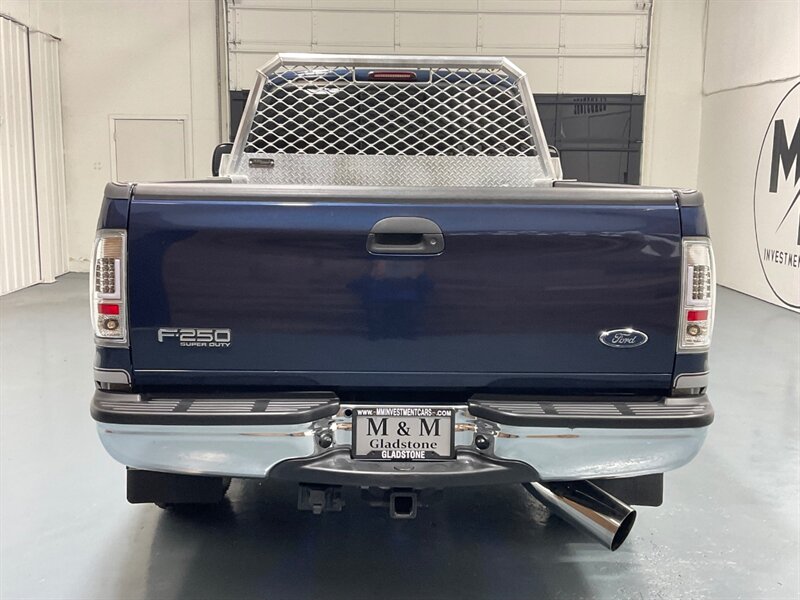 2001 Ford F-250 XLT Super Cab 4X4 / 7.3L DIESEL / 6-SPEED MANUAL / LONG BED / BRAND NEW TIRES / LOCAL TRUCK w. ZERO RUST - Photo 6 - Gladstone, OR 97027