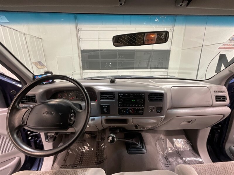 2001 Ford F-250 XLT Super Cab 4X4 / 7.3L DIESEL / 6-SPEED MANUAL / LONG BED / BRAND NEW TIRES / LOCAL TRUCK w. ZERO RUST - Photo 37 - Gladstone, OR 97027