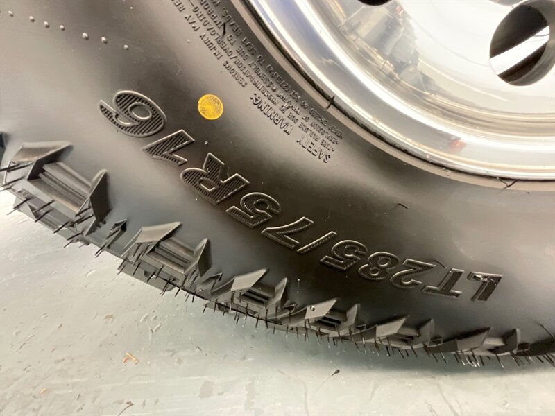 2001 Ford F-250 XLT Super Cab 4X4 / 7.3L DIESEL / 6-SPEED MANUAL / LONG BED / BRAND NEW TIRES / LOCAL TRUCK w. ZERO RUST - Photo 48 - Gladstone, OR 97027