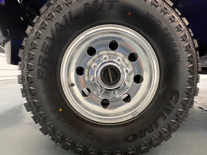 2001 Ford F-250 XLT Super Cab 4X4 / 7.3L DIESEL / 6-SPEED MANUAL / LONG BED / BRAND NEW TIRES / LOCAL TRUCK w. ZERO RUST - Photo 49 - Gladstone, OR 97027