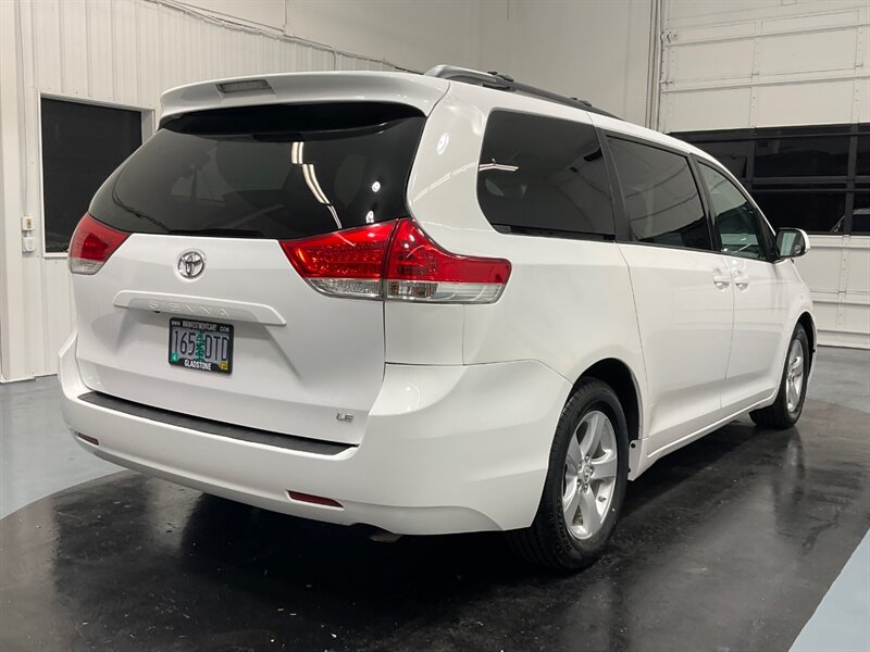 2012 Toyota Sienna LE 8-Passenger / Leather / Local VAN / Clean  / RUST FREE / EXL COND - Photo 9 - Gladstone, OR 97027