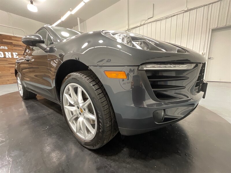 2018 Porsche Macan AWD / Sport Chrono Pkg / Pano Roof / 80K Miles  / Sport Chrono Pkg - Photo 57 - Gladstone, OR 97027