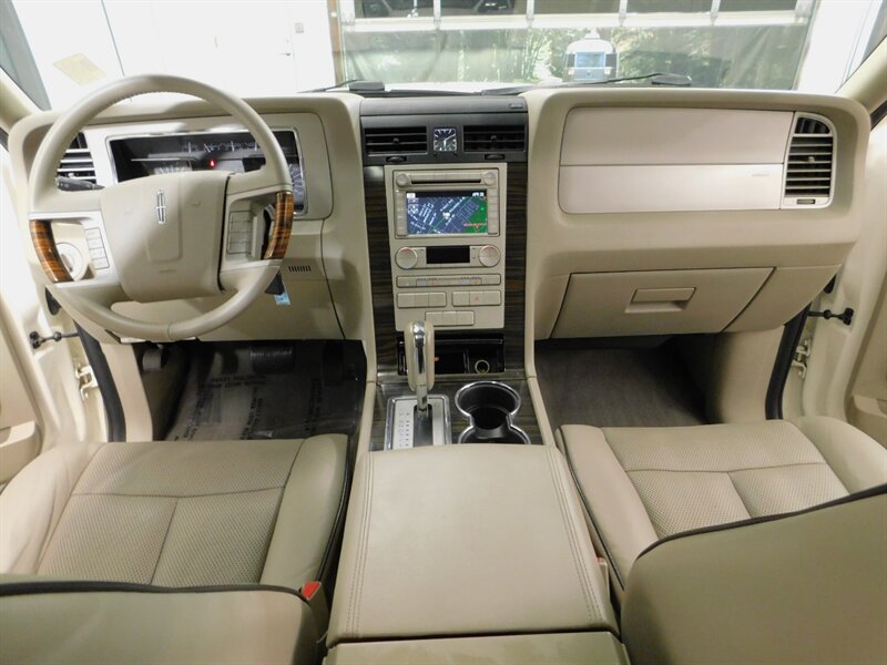 2007 Lincoln Navigator Ultimate Sport Utili   - Photo 15 - Gladstone, OR 97027