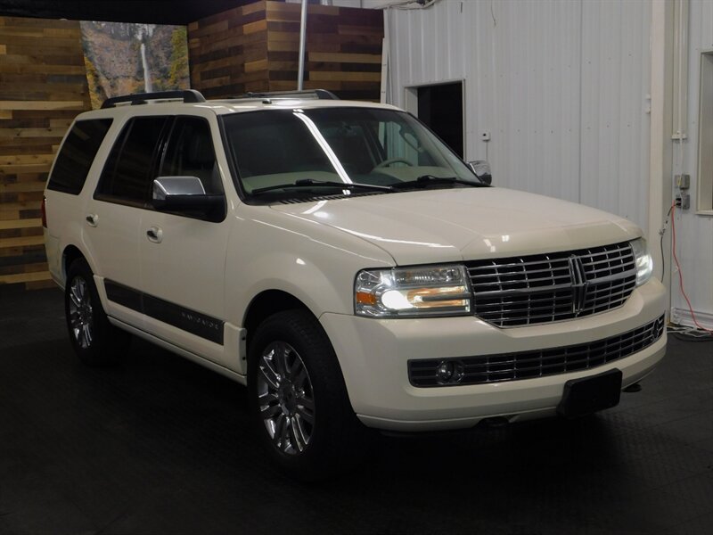 2007 Lincoln Navigator Ultimate Sport Utili   - Photo 2 - Gladstone, OR 97027