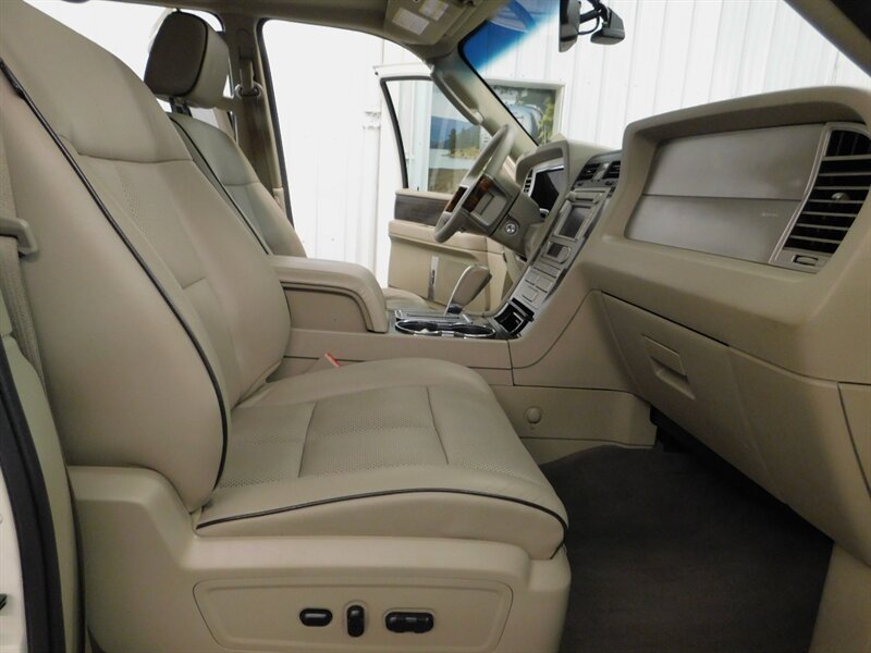 2007 Lincoln Navigator Ultimate Sport Utili   - Photo 14 - Gladstone, OR 97027