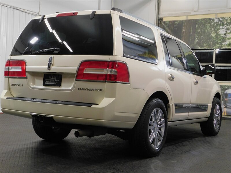 2007 Lincoln Navigator Ultimate Sport Utili   - Photo 8 - Gladstone, OR 97027