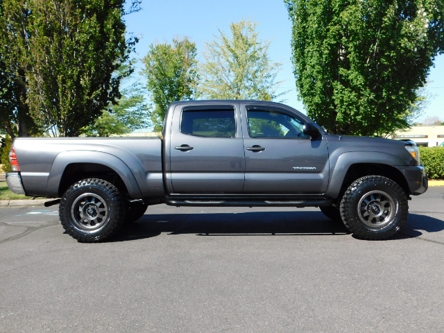 2015 Toyota Tacoma DOUBLE CAB V6 4X4 / WARRANTY / LONG BED / LIFTED