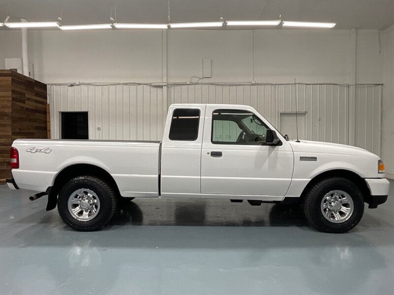 2008 Ford Ranger XLT Super Cab 4x4 / 4.0L / Automatic / New Tires / LOCAL TRUCK / ZERO RUST / EXCELLENT COND. - Photo 4 - Gladstone, OR 97027