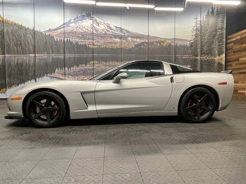 2007 Chevrolet Corvette Coupe 2Dr / Glass Ro   - Photo 3 - Gladstone, OR 97027