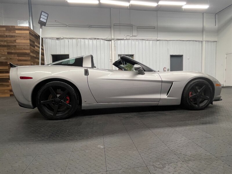 2007 Chevrolet Corvette Coupe 2Dr / Glass Ro   - Photo 6 - Gladstone, OR 97027