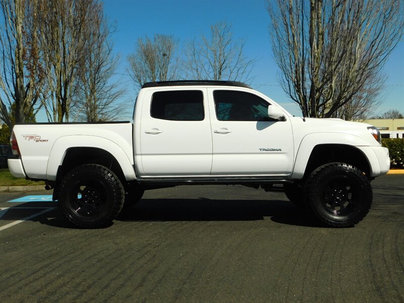 2009 Toyota Tacoma DOUBLE CAB 4X4 / V6 4.0L / TRD / 6