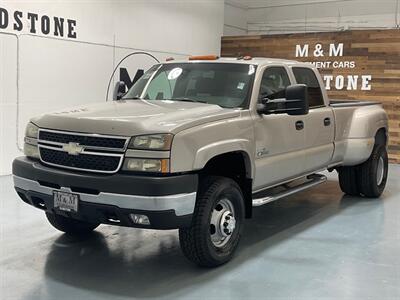 2006 Chevrolet Silverado 3500 LT Crew Cab 4X4 / 6.6L DURAMAX DIESEL / DUALLY  / LBZ MOTOR / ZERO RUST / NEW SET OF TIRES