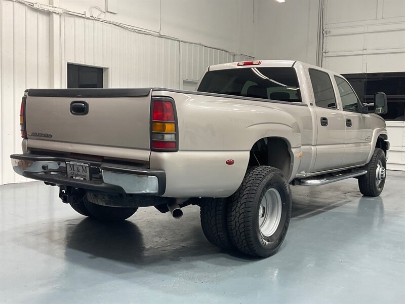 2006 Chevrolet Silverado 3500 LT Crew Cab 4X4 / 6.6L DURAMAX DIESEL / DUALLY  / LBZ MOTOR / ZERO RUST / NEW SET OF TIRES - Photo 8 - Gladstone, OR 97027