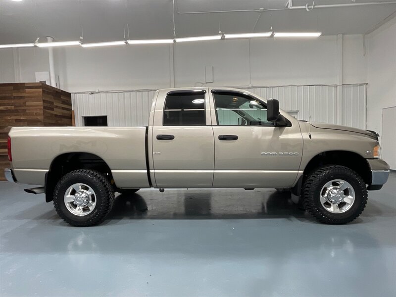 2004 Dodge Ram 2500 SLT Quad Cab 4X4 / 5.9L DIESEL /1-OWNER /123K MILE  / LOCAL TRUCK w. ZERO RUST / LOW MILES - Photo 4 - Gladstone, OR 97027