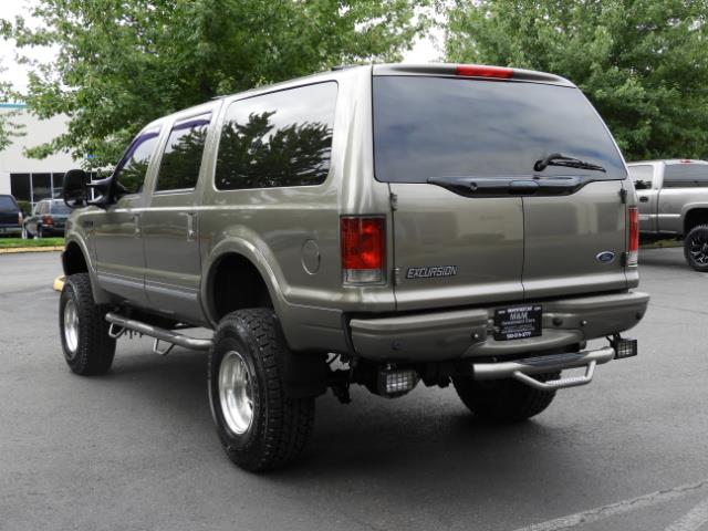 2002 Ford Excursion Limited / 4X4 / 7.3L DIESEL / LIFTED LIFTED