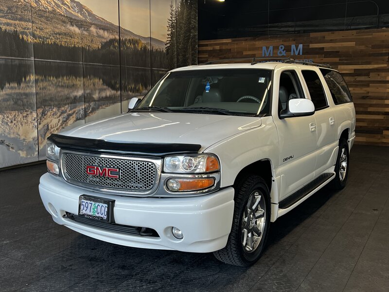 2006 GMC Yukon XL Denali 4X4 / 3RD ROW / Sunroof / Leather  BRAND NEW TIRES / DVD PLAYER - Photo 1 - Gladstone, OR 97027