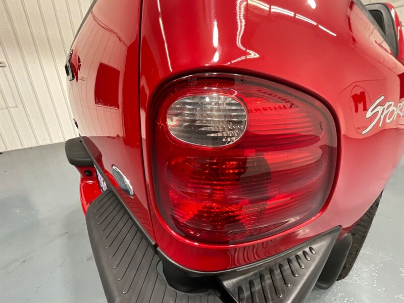 2003 Ford F-150 XL Regular Cab Flareside / 4.2L V6 / ZERO RUST / Towing Pkg / 2Dr Standard Cab / LOW MILES - Photo 30 - Gladstone, OR 97027