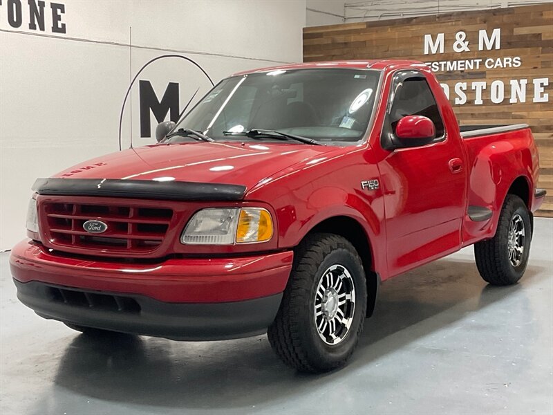 2003 Ford F-150 XL Regular Cab Flareside / 4.2L V6 / ZERO RUST / Towing Pkg / 2Dr Standard Cab / LOW MILES - Photo 1 - Gladstone, OR 97027