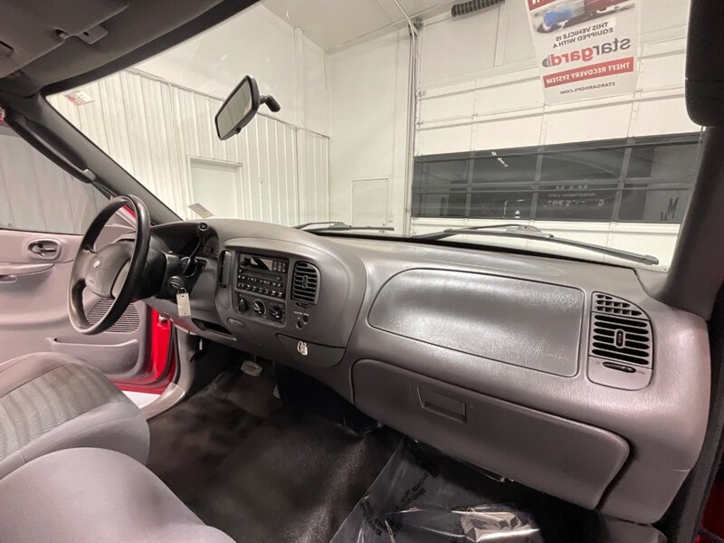 2003 Ford F-150 XL Regular Cab Flareside / 4.2L V6 / ZERO RUST / Towing Pkg / 2Dr Standard Cab / LOW MILES - Photo 17 - Gladstone, OR 97027