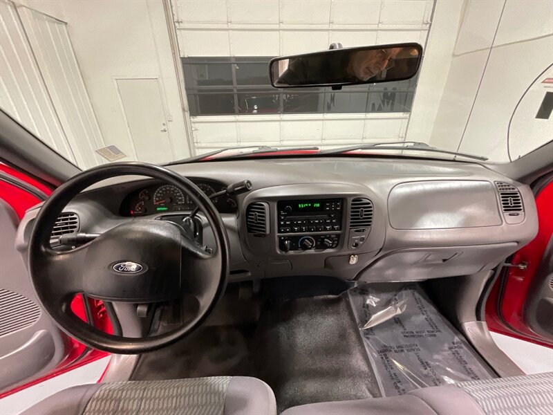 2003 Ford F-150 XL Regular Cab Flareside / 4.2L V6 / ZERO RUST / Towing Pkg / 2Dr Standard Cab / LOW MILES - Photo 13 - Gladstone, OR 97027