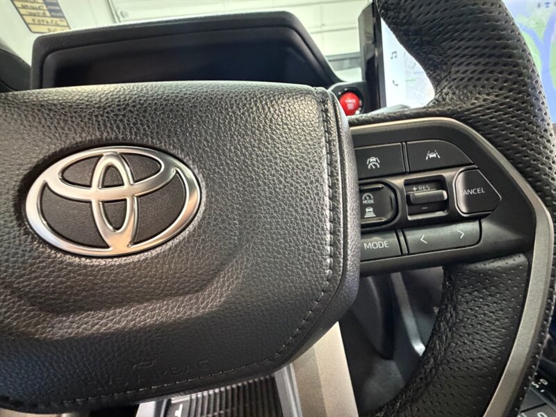 2026 Toyota Tacoma TRD Off-Road Premium 4X4 /Long Bed / 4,000 MILES /LONG BED ( 6FT) / Heated & Cooled Seats - Photo 49 - Gladstone, OR 97027