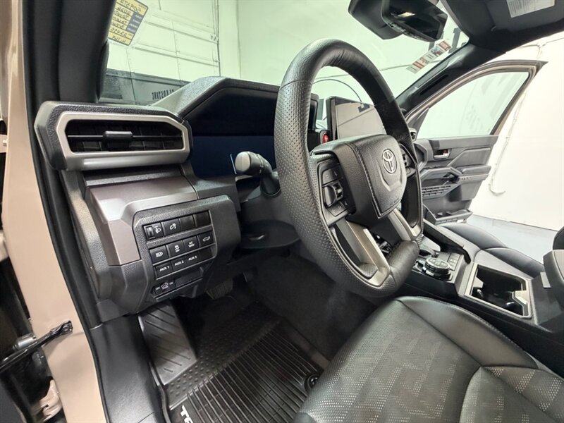 2026 Toyota Tacoma TRD Off-Road Premium 4X4 /Long Bed / 4,000 MILES /LONG BED ( 6FT) / Heated & Cooled Seats - Photo 37 - Gladstone, OR 97027