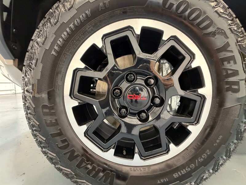 2026 Toyota Tacoma TRD Off-Road Premium 4X4 /Long Bed / 4,000 MILES /LONG BED ( 6FT) / Heated & Cooled Seats - Photo 53 - Gladstone, OR 97027