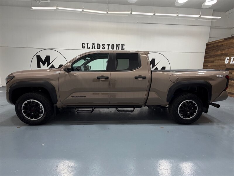 2026 Toyota Tacoma TRD Off-Road Premium 4X4 /Long Bed / 4,000 MILES /LONG BED ( 6FT) / Heated & Cooled Seats - Photo 3 - Gladstone, OR 97027