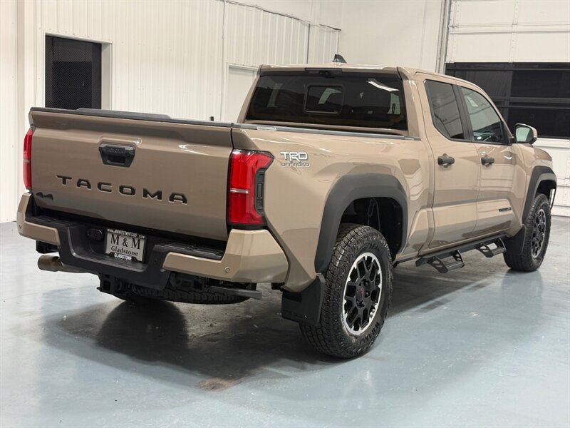 2026 Toyota Tacoma TRD Off-Road Premium 4X4 /Long Bed / 4,000 MILES /LONG BED ( 6FT) / Heated & Cooled Seats - Photo 7 - Gladstone, OR 97027