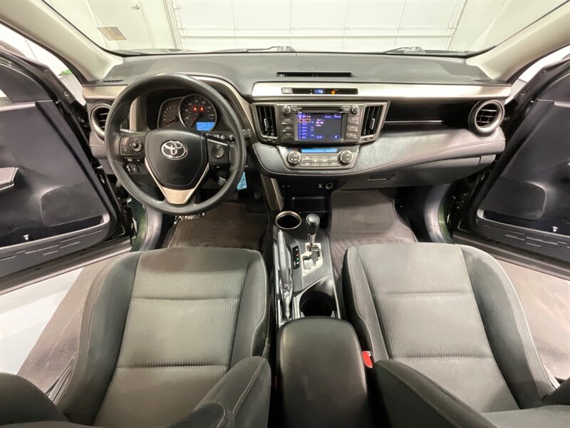 2013 Toyota RAV4 XLE Sport Utility AWD / Sunroof / Backup Camera  / LOCAL SUV - Photo 36 - Gladstone, OR 97027