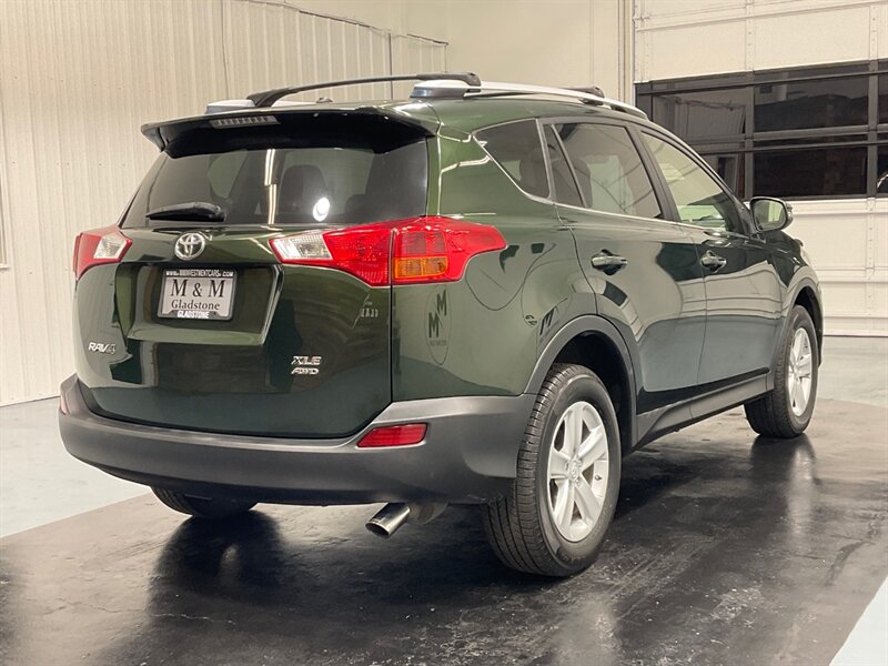 2013 Toyota RAV4 XLE Sport Utility AWD / Sunroof / Backup Camera  / LOCAL SUV - Photo 8 - Gladstone, OR 97027