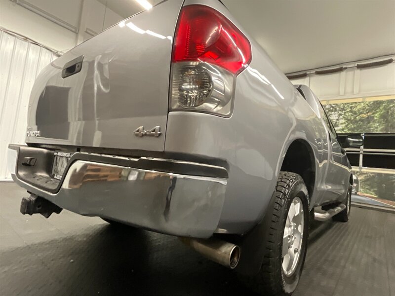 2007 Toyota Tundra SR5 Double Cab 4X4/ 5.7L V8 / Excellent cond   - Photo 11 - Gladstone, OR 97027