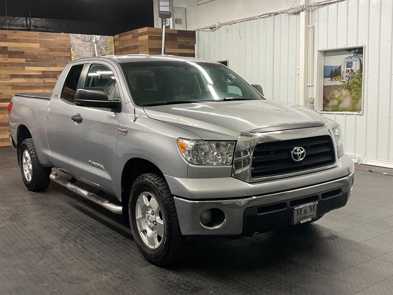 2007 Toyota Tundra SR5 Double Cab 4X4/ 5.7L V8 / Excellent cond   - Photo 2 - Gladstone, OR 97027